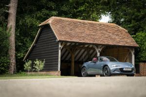 Mazda MX-5 R-Sport 2020 года  (UK)